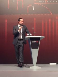 Olivier presenting